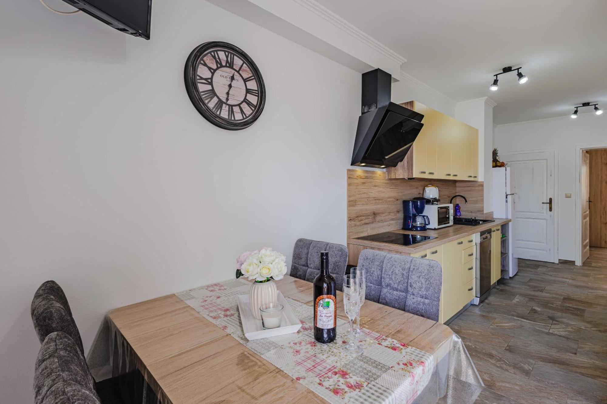 Apartments Rose Čižići Bagian luar foto